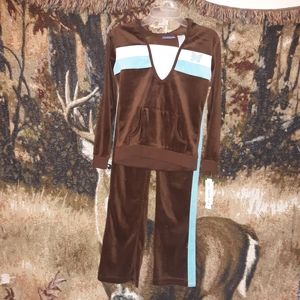 Girls 2 piece sweat suit